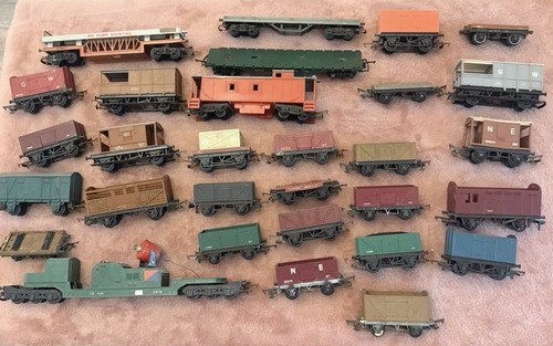 Triang wagons job lot - job, x30
