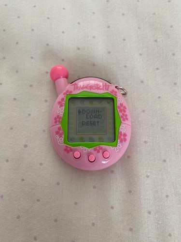 Tamagotchi connection pink - tamagotchi,