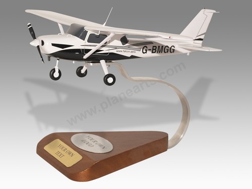 Cessna 152 falcon - cessna,