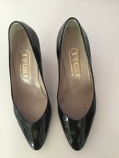 LADIES IVORY OF BOND STREET VINTAGE BLACK ALL LEATHER PATENT COURT SHOES UK6