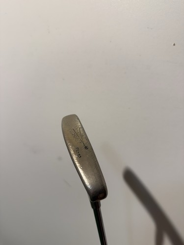 Target putter right - 10,