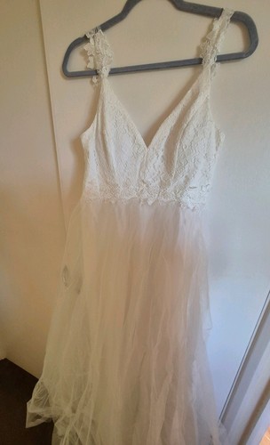 Never worn ever pretty - worn,