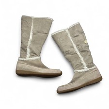 y2k 00’s beige flower