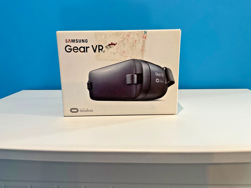 Samsung gear powered by - -,