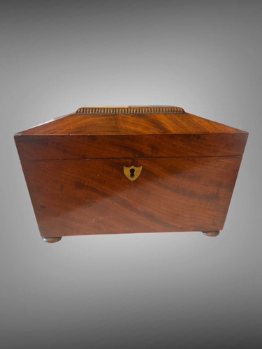 Antique tea caddy - caddy., ship
