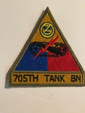 AK311 Repro WW2 U.S. Army 705th Tank Battalion 102nd Infantry Div. Patch IR19B