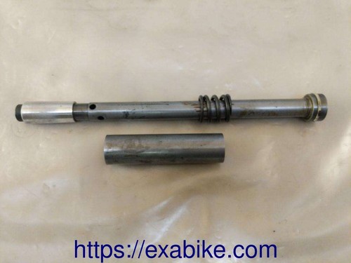 Internal fork elements for