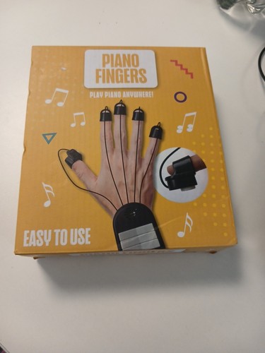 Piano fingers toy play - piano,
