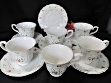 ROYAL DOULTON 6 X TEACUPS &