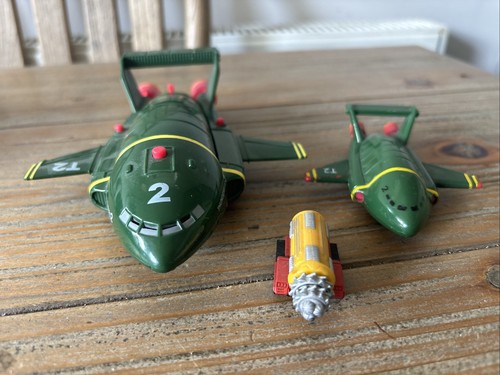 Thunderbirds toy bundle - toy,