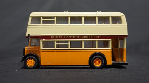 Vintage diecast busses - vintage,
