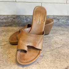 Donald J Pliner Russell