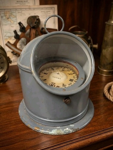 Large vintage brass ww2 - large,