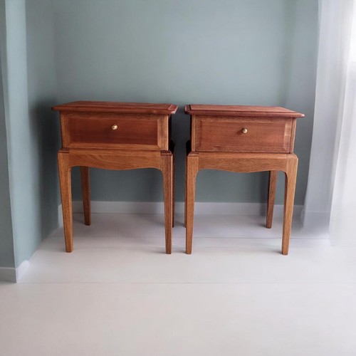 Pair leggy stag - of, minstrel
