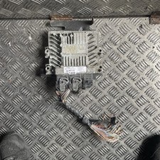 SIEMENS ECU S122326113A 8200804775 8200807626 RENAULT 1.5 DCI