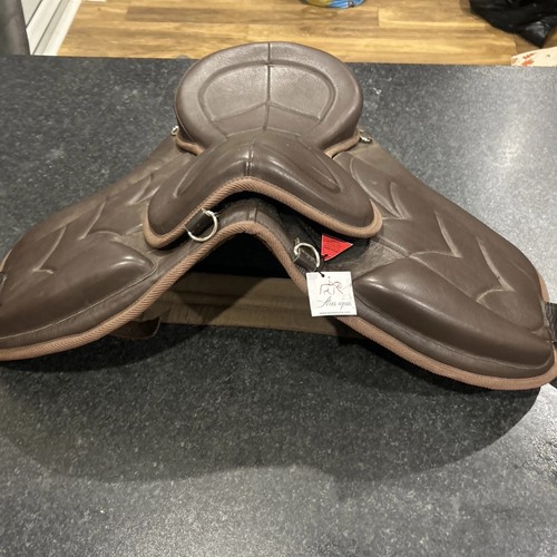 Aces equine freemax saddle - equine,