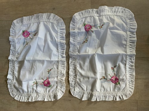 Pair vintage embroidered - vintage,