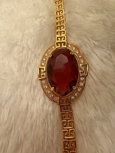 Gold tone link - gold, bracelet