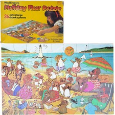 Waddingtons Holiday Floor