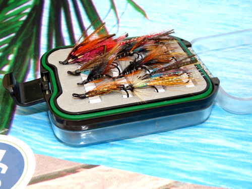 Double hook salmon flies - 11,