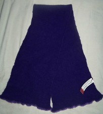 Gillian Chapman 100% wool Hand