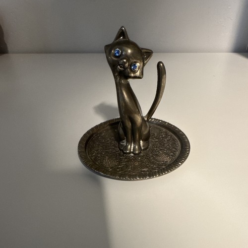 Vintage silver zinc alloy cat - silver,