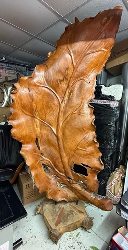 Wooden leaf sculpture - wooden, unique