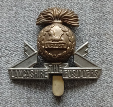 BRITISH ARMY CAP BADGE -   THE