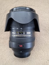 Nikon AF-S DX VR 18-200mm