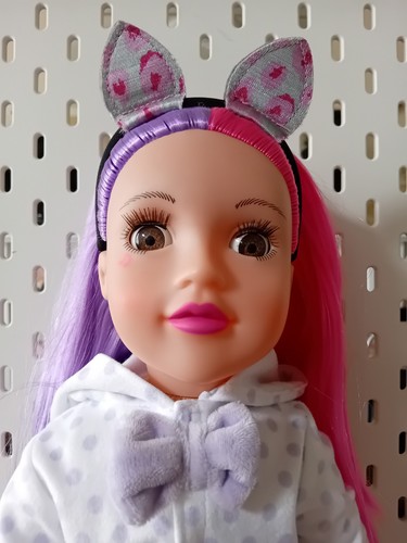 Design friend doll - design,