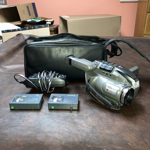 Panasonic palmcorder palmsight - panasonic,
