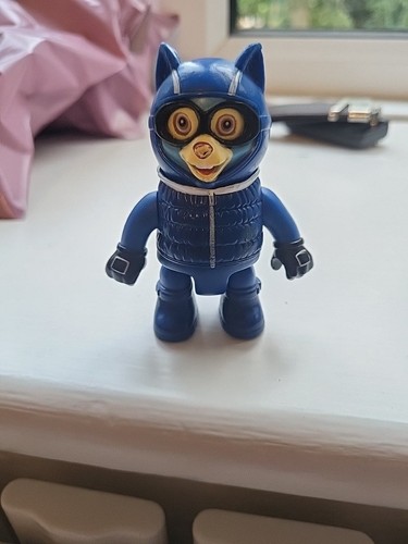 Special agent oso wolfie - special,
