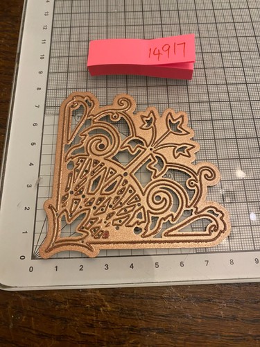Spellbinders floral corner - , die