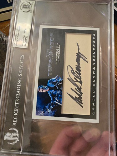 Arnold schwarzenegger signed - arnold,