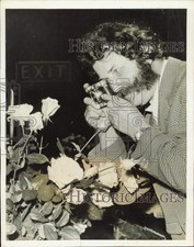 1956 Press Photo Gardener