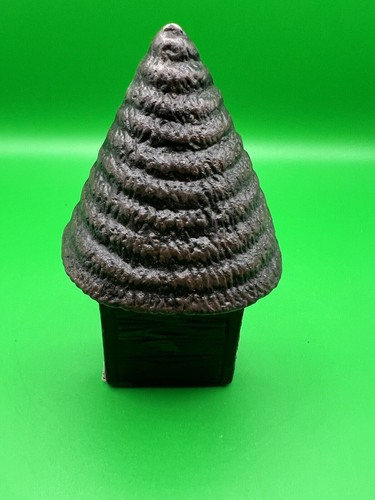 Box tree mini door - tree,