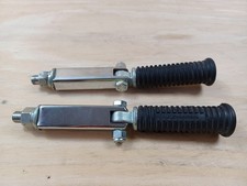 2006 Harley FLSTI Softail Heritage Rear Footpeg Foot Peg Set 33048-72