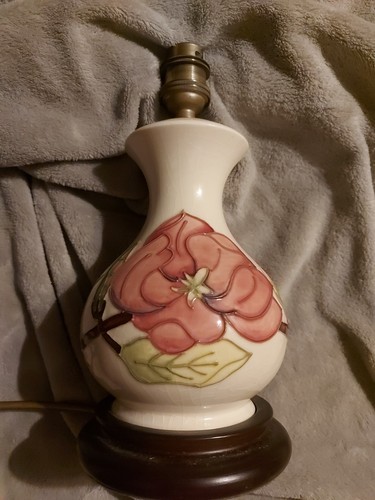 Moorcroft pink magnolia - moorcroft, lamp