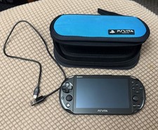 Sony PS Vita PCH2016 Console Cable case 8GB Card included great condition