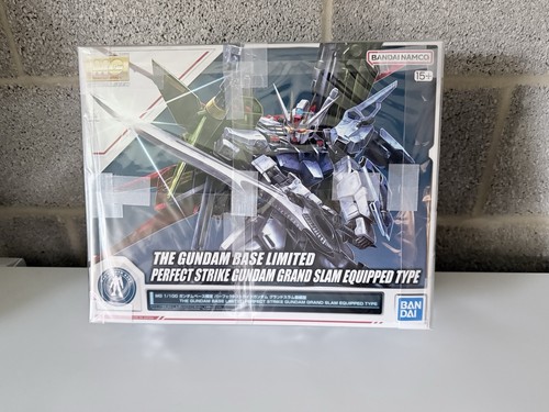 Bandai 100 perfect strike - 1/100,