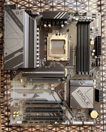 Gigabyte b650 eagle am5 - gigabyte, ax
