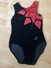 Size 32” Red & Black Velvet