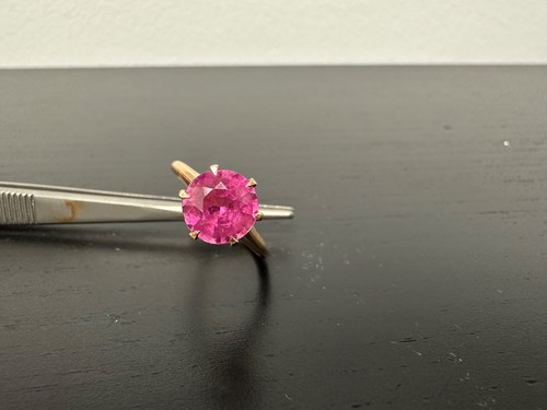 Estate pink sapphire yellow - pink,