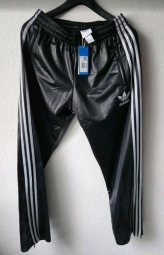 Adidas chile pants - 62, black