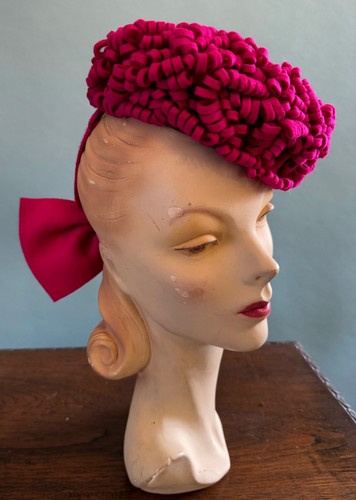 Stunning vintage 1940 womens - stunning,