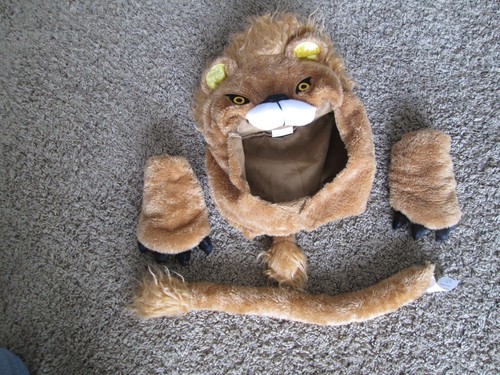 Hyde eek adult lion - ⚡️hyde,