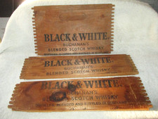 VTG 1975 BLACK & WHITE SCOTCH