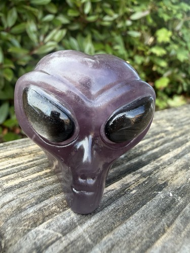 Fluorite alien head with - fluorite,
