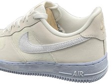 Nike Air Force 1 07 Trainers