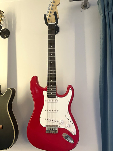 Squier stratocaster sonic